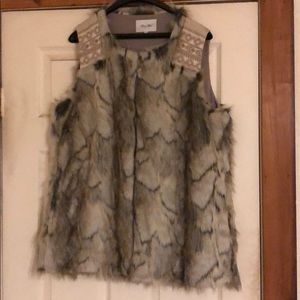 Miss Me faux fur vest